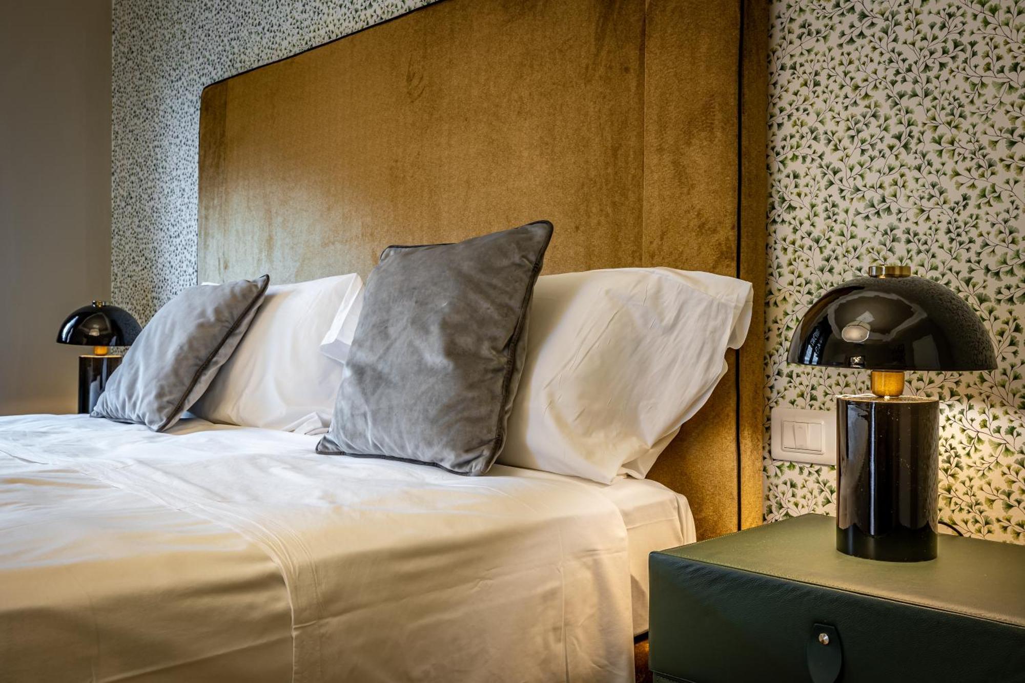 Yd Bright And Luxury Art Florencia