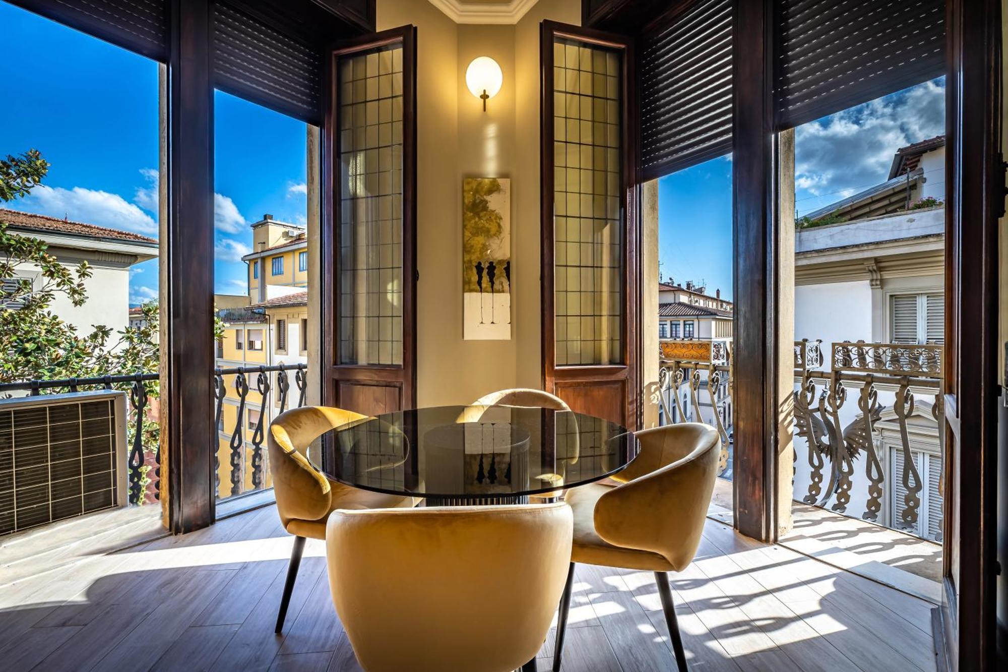 Yd Bright And Luxury Art * Florencia